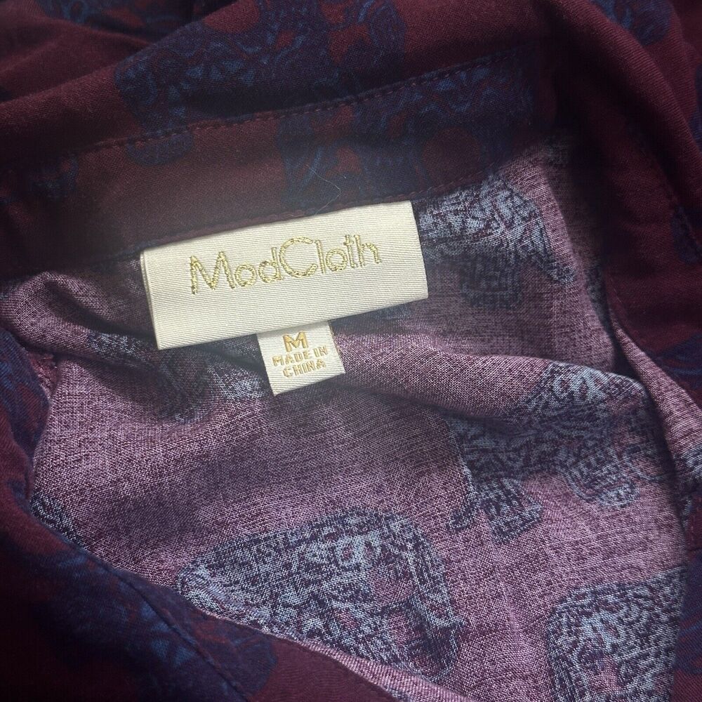 Modcloth Women's M Elephant Print Button Down Col… - image 8